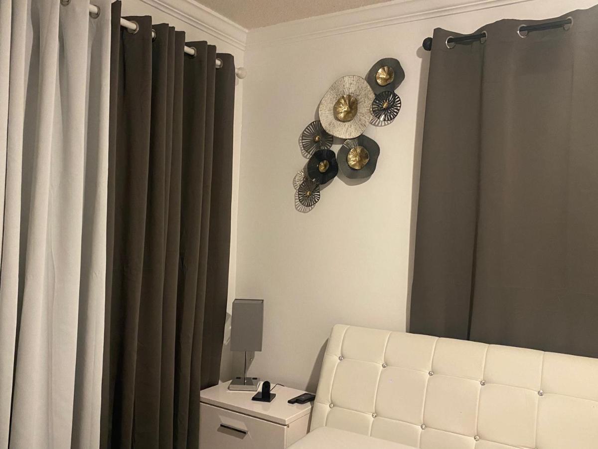 شقة Beautiful House 7 Min From Miami Airport W Free Parking المظهر الخارجي الصورة
