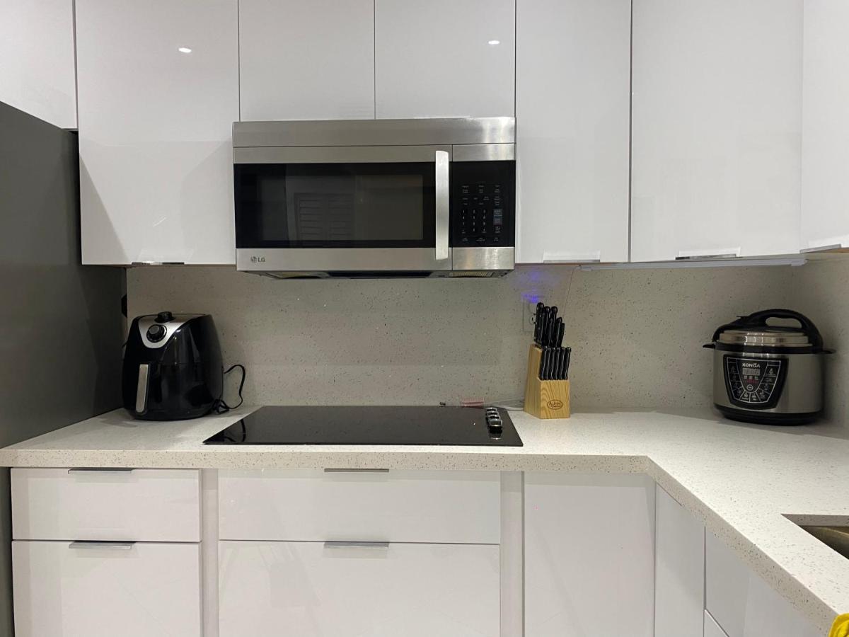 شقة Beautiful House 7 Min From Miami Airport W Free Parking المظهر الخارجي الصورة